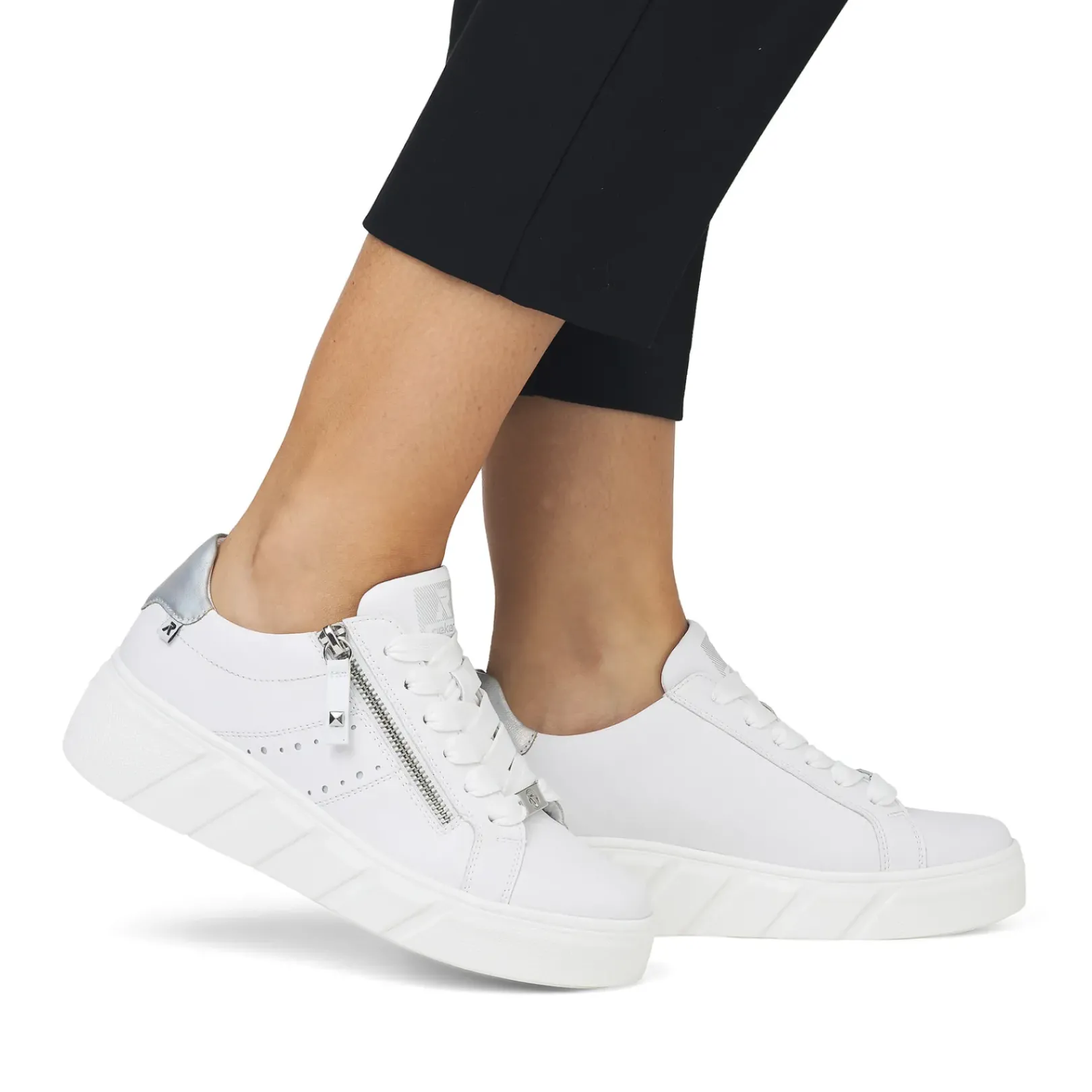Clearance Rieker Damskie Tenisowki Low W Kolorze Jasnej Bieli